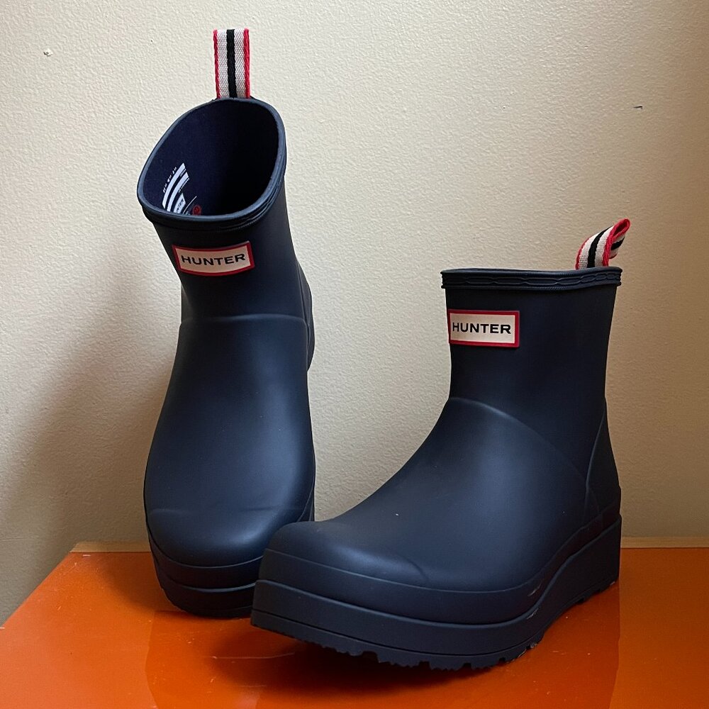 Hunter Women's Navy Blue Rain Boots - Size 8 NWT